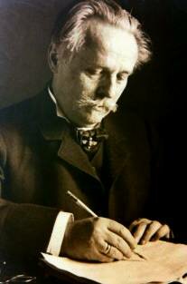 Karl May created the world-famous characters Winnetou and Old Shatterhand. Novelist Karl May